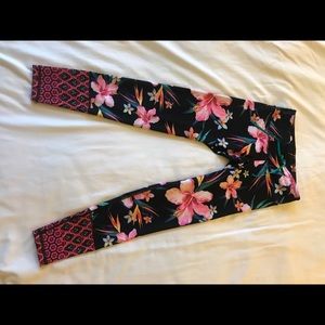 Bright Colored Comfortable Old Navy Leggings